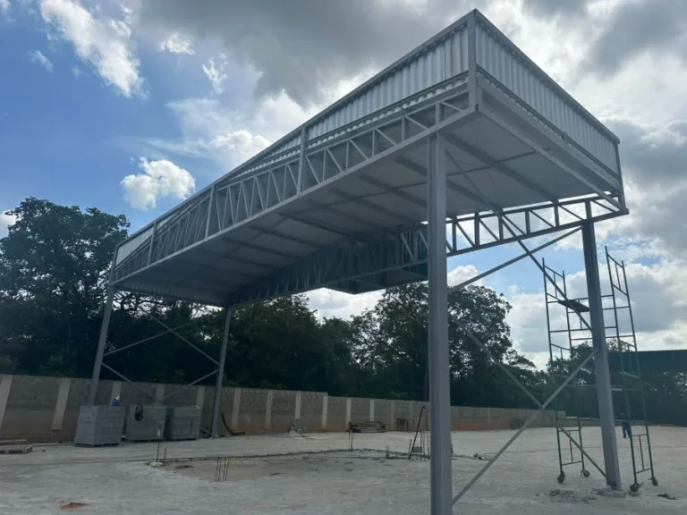 Portaria Metálica – foto 1 – T&C Engenharia
